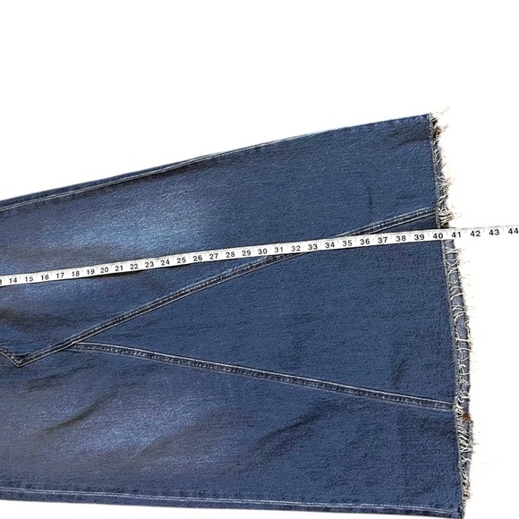 Levi's Women's Iconic Long Skirt- Denim Maxi Length Skirt- Size 25 - Picture 13 of 13